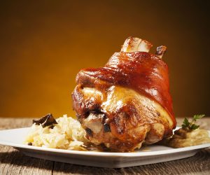 knusprige Schweinshaxe
